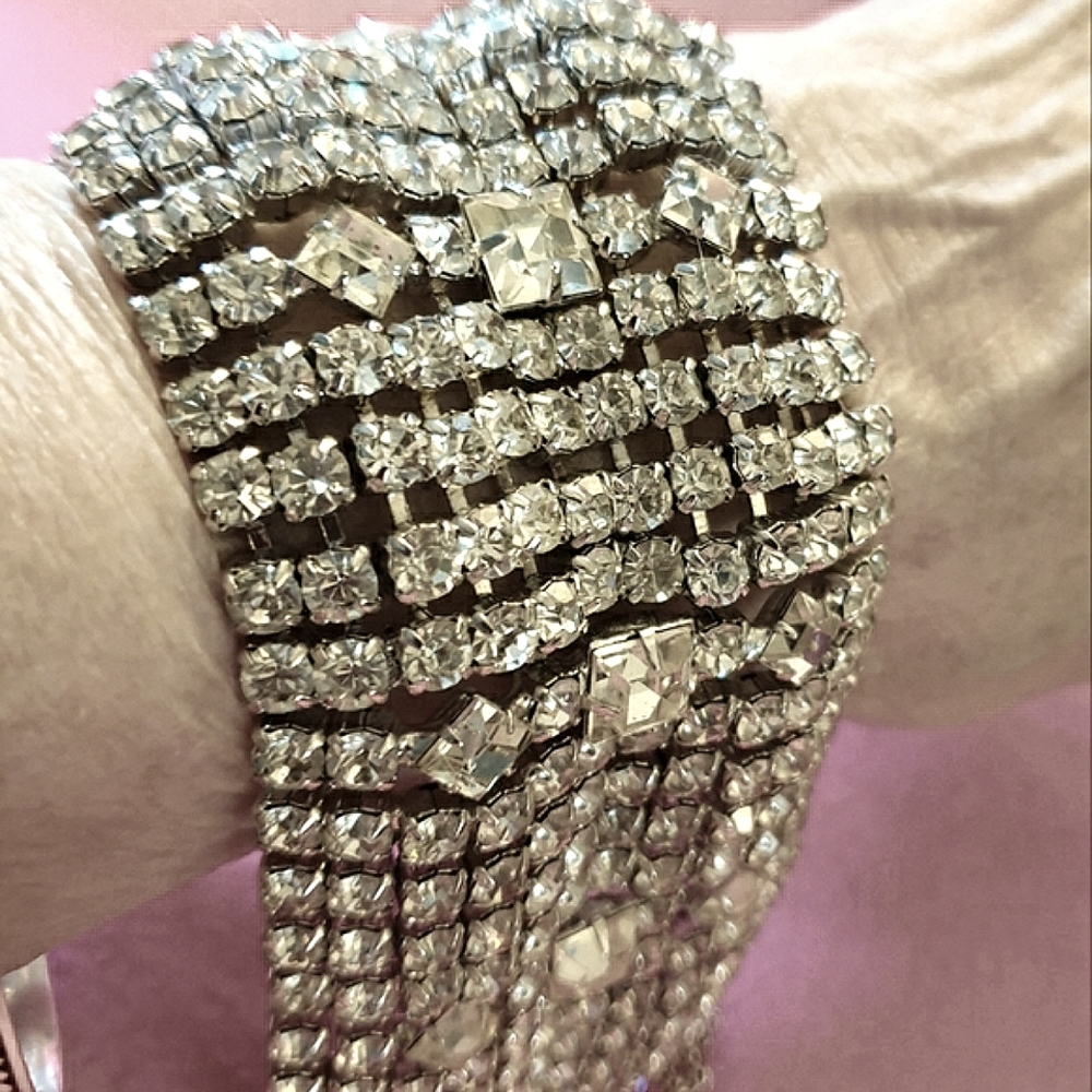 Rare. 1960s Rhinestone Bracelet. - Picture 3 of 8